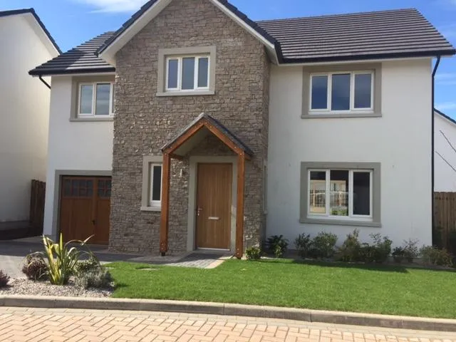 Newly painted exterior of a property decorated by GL Decorating